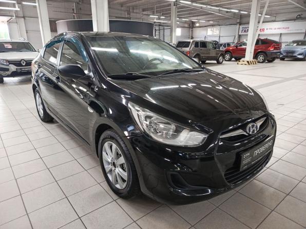 Hyundai Solaris I с пробегом 2014 года, цена 585 000 рублей, 211279 км, седан, Автокод Объявления
