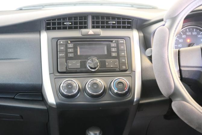 Toyota Corolla XI (E160 E170) Рестайлинг 2 с пробегом 2020 года, цена 1 659 000 рублей, 125000 км, универсал, Автокод Объявления