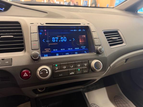 Honda Civic VIII с пробегом 2008 года, цена 658 000 рублей, 118000 км, седан, Автокод Объявления