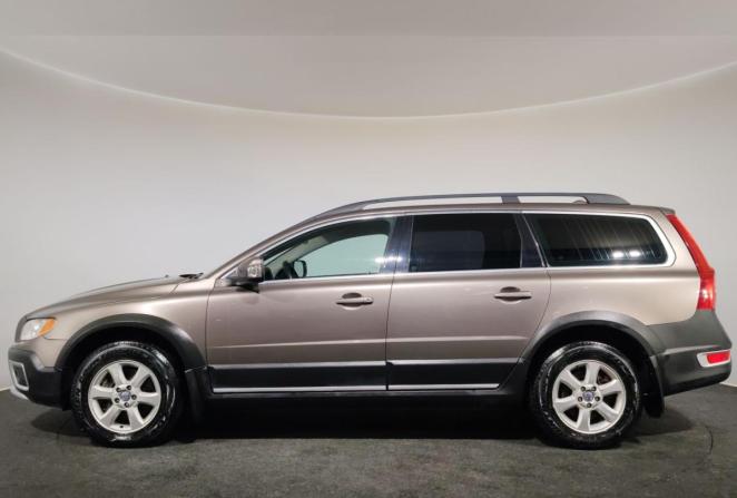 Volvo XC70 II с пробегом 2010 года, цена 1 200 000 рублей, 299747 км, универсал, Автокод Объявления