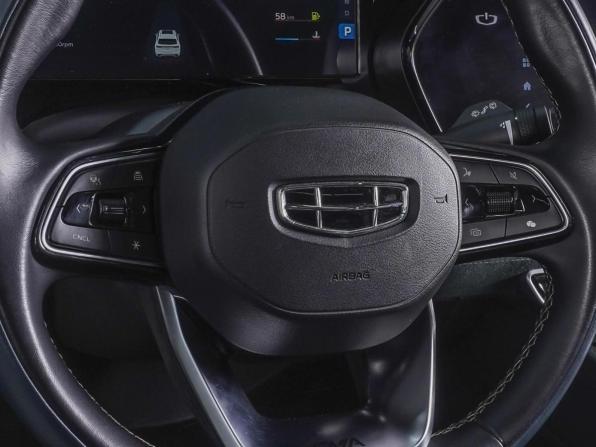 Geely Monjaro I с пробегом 2023 года, цена 3 150 000 рублей, 45088 км, внедорожник, Автокод Объявления