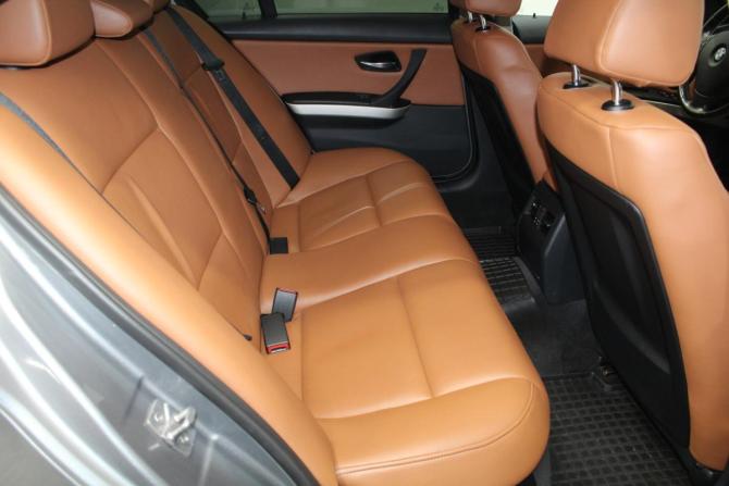 BMW 3 серии V (E90/E91/E92/E93) Рестайлинг с пробегом 2011 года, цена 999 000 рублей, 250000 км, седан, Автокод Объявления