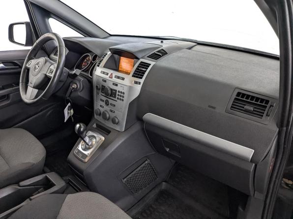 Opel Zafira B Рестайлинг с пробегом 2014 года, цена 900 000 рублей, 194991 км, компактвэн, Автокод Объявления