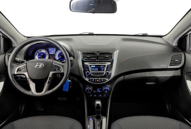 Hyundai Solaris I Рестайлинг с пробегом 2015 года, цена 1 050 000 рублей, 176719 км, седан, Автокод Объявления
