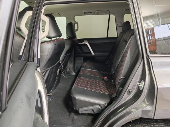 Toyota Land Cruiser Prado 150 Series Рестайлинг 3 с пробегом 2022 года, цена 6 999 000 рублей, 56751 км, внедорожник, Автокод Объявления