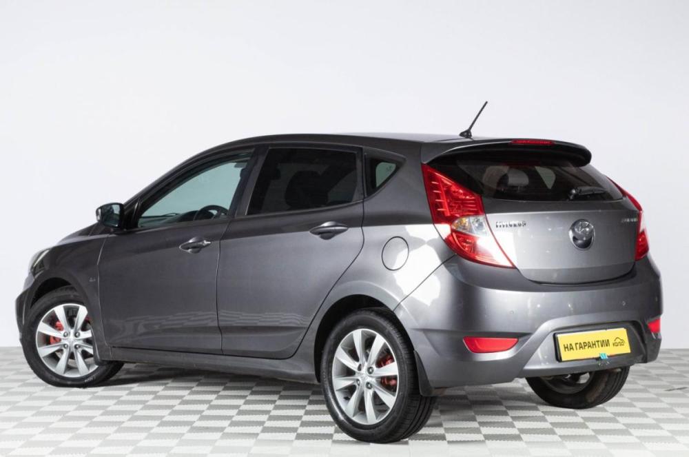 Hyundai Solaris I Челябинск  - изображение 5