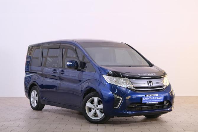 Honda Stepwgn V с пробегом 2015 года, цена 1 799 000 рублей, 83758 км, минивэн, Автокод Объявления