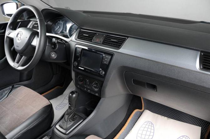 Skoda Rapid I Рестайлинг с пробегом 2018 года, цена 1 039 000 рублей, 219000 км, седан, Автокод Объявления
