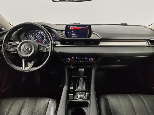 Mazda 6 III (GJ) Рестайлинг 2 с пробегом 2021 года, цена 2 535 000 рублей, 114895 км, седан, Автокод Объявления