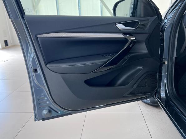 Lada (ВАЗ) Vesta I Рестайлинг (NG) с пробегом 2024 года, цена 1 430 000 рублей, 13990 км, седан, Автокод Объявления