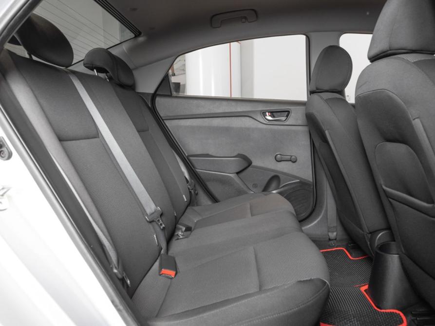 Hyundai Solaris II Казань  - изображение 8