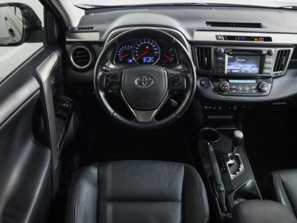 Toyota RAV4 IV (XA40) с пробегом 2015 года, цена 2 399 000 рублей, 67628 км, внедорожник, Автокод Объявления