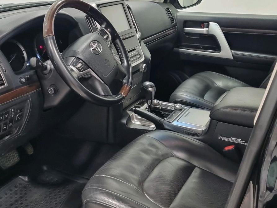 Toyota Land Cruiser 200 Series Рестайлинг 2 Омск  - изображение 5