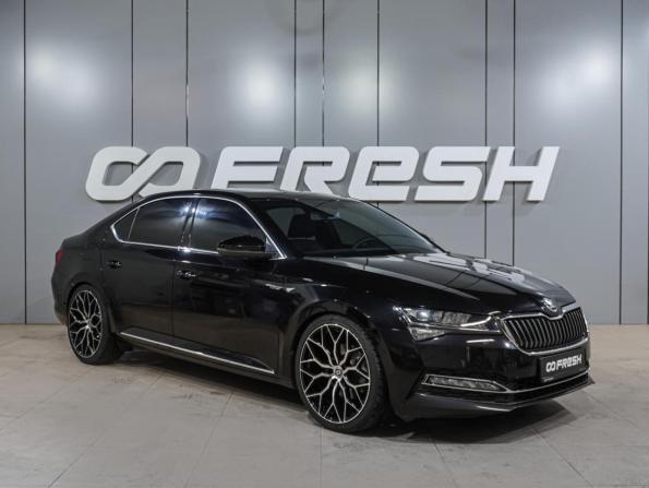 Skoda Superb IV с пробегом 2024 года, цена 2 979 000 рублей, 47256 км, лифтбек, Автокод Объявления