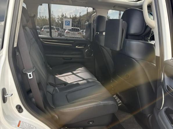Lexus LX III Рестайлинг 2 с пробегом 2019 года, цена 10 500 000 рублей, 73202 км, внедорожник, Автокод Объявления
