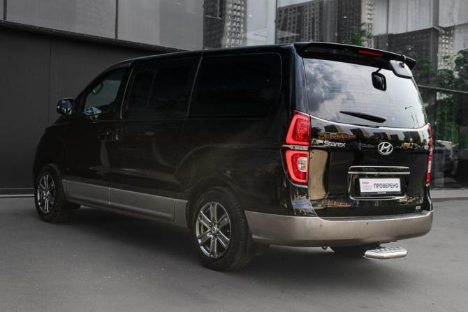 Hyundai Grand Starex I Рестайлинг 2 с пробегом 2019 года, цена 3 700 000 рублей, 156167 км, минивэн, Автокод Объявления