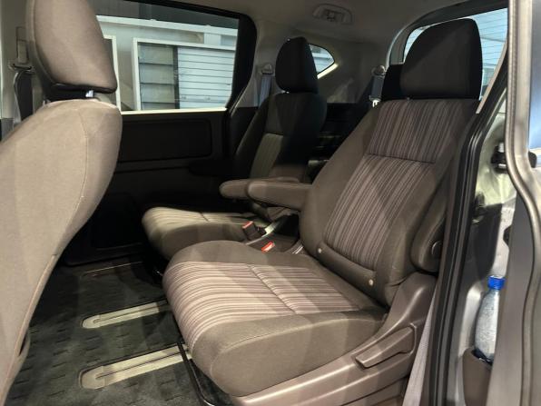 Honda Freed II с пробегом 2016 года, цена 1 447 000 рублей, 155000 км, компактвэн, Автокод Объявления