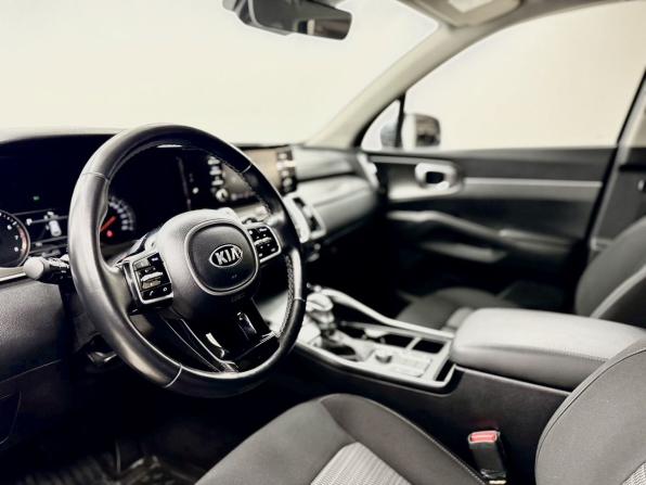 Kia Sorento IV с пробегом 2021 года, цена 3 649 000 рублей, 83237 км, внедорожник, Автокод Объявления