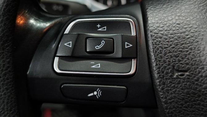 Volkswagen Passat B7 с пробегом 2013 года, цена 1 050 000 рублей, 167089 км, седан, Автокод Объявления
