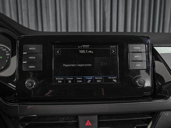 Volkswagen Polo V Рестайлинг с пробегом 2020 года, цена 1 290 000 рублей, 236949 км, седан, Автокод Объявления