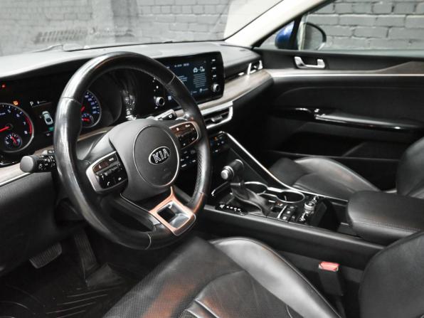 Kia K5 III с пробегом 2021 года, цена 2 230 000 рублей, 84538 км, седан, Автокод Объявления