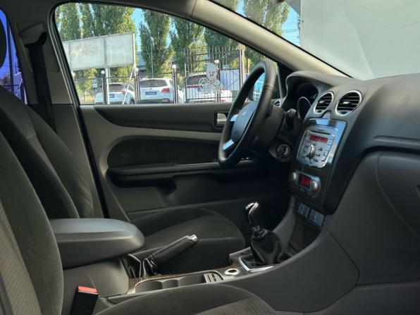 Ford Focus II Рестайлинг с пробегом 2008 года, цена 520 000 рублей, 252082 км, хэтчбек, Автокод Объявления