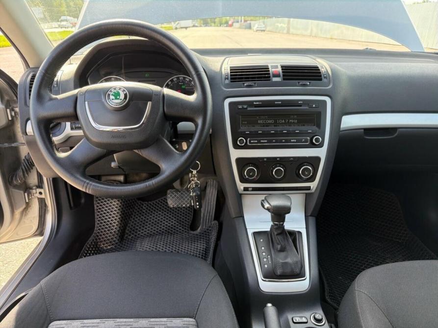 Skoda Octavia II (A5) Рестайлинг Пермь  - изображение 5