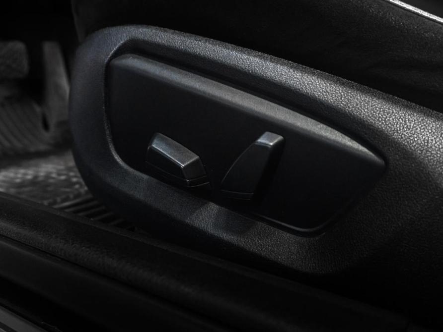 BMW 5 серии VI (F10/F11/F07) Рестайлинг Тюмень  - изображение 30