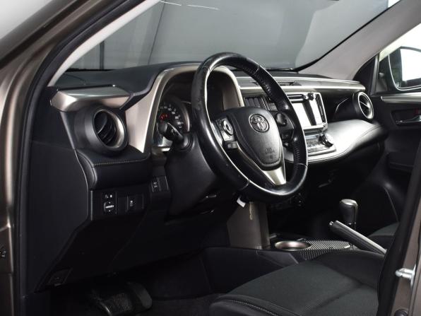 Toyota RAV4 IV (XA40) с пробегом 2013 года, цена 1 749 999 рублей, 247000 км, внедорожник, Автокод Объявления