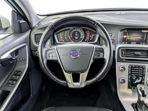 Volvo S60 II Рестайлинг с пробегом 2017 года, цена 2 060 000 рублей, 61101 км, седан, Автокод Объявления