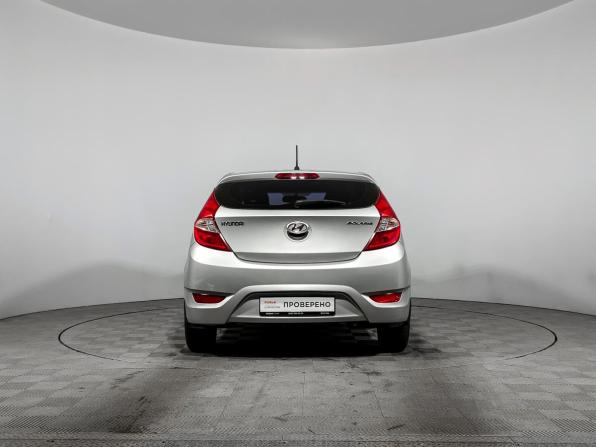 Hyundai Solaris I с пробегом 2014 года, цена 675 000 рублей, 141566 км, хэтчбек, Автокод Объявления