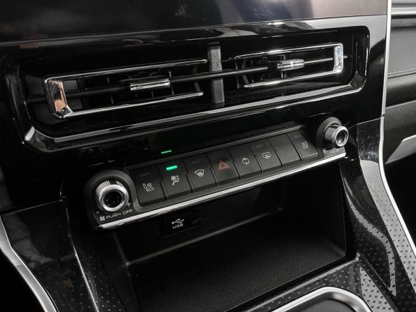 Haval M6 II с пробегом 2024 года, цена 1 680 000 рублей, 36877 км, внедорожник, Автокод Объявления