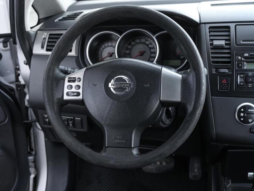 Nissan Tiida I Москва  - изображение 15
