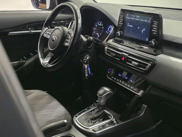 Kia Seltos I с пробегом 2020 года, цена 2 268 000 рублей, 34779 км, внедорожник, Автокод Объявления