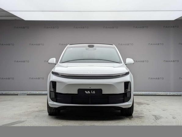 Li Auto (Lixiang) L6 с пробегом 2025 года, цена 6 390 000 рублей, 20 км, внедорожник, Автокод Объявления