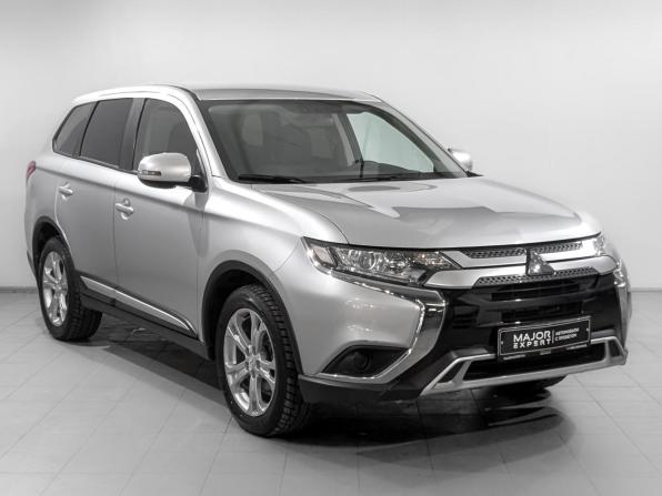 Mitsubishi Outlander III Рестайлинг 3 с пробегом 2020 года, цена 2 315 000 рублей, 46412 км, внедорожник, Автокод Объявления