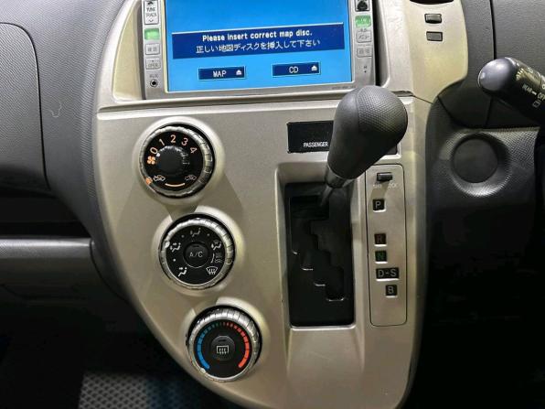 Toyota Ractis I с пробегом 2008 года, цена 485 000 рублей, 301602 км, хэтчбек, Автокод Объявления
