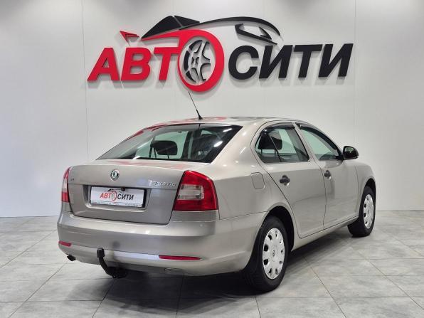 Skoda Octavia II (A5) Рестайлинг с пробегом 2012 года, цена 748 000 рублей, 232926 км, лифтбек, Автокод Объявления