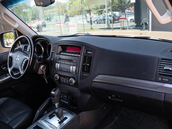 Mitsubishi Pajero IV Рестайлинг 1 с пробегом 2011 года, цена 2 550 000 рублей, 73288 км, внедорожник, Автокод Объявления