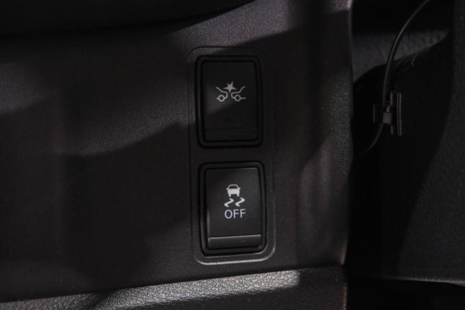 Nissan Serena V (C27) с пробегом 2018 года, цена 1 759 000 рублей, 92400 км, минивэн, Автокод Объявления