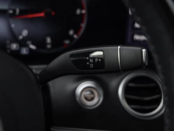 Mercedes-Benz E-Класс V (W213 S213 C238) Рестайлинг с пробегом 2021 года, цена 4 449 000 рублей, 87878 км, седан, Автокод Объявления