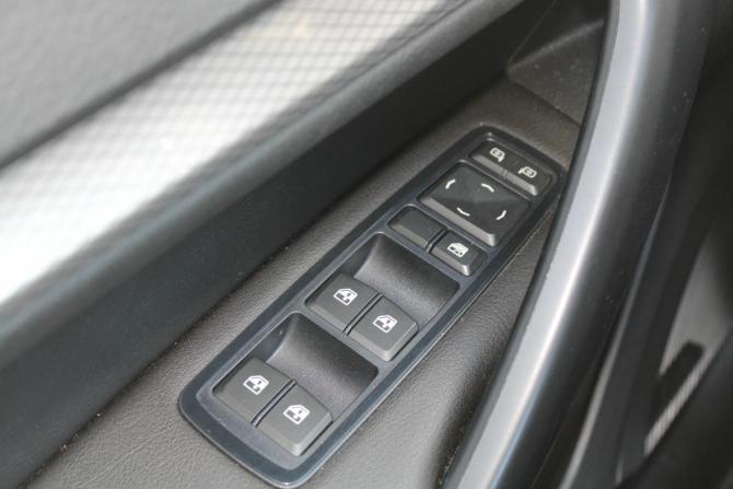 Lada (ВАЗ) Vesta I Рестайлинг (NG) с пробегом 2024 года, цена 1 245 000 рублей, 30000 км, универсал, Автокод Объявления
