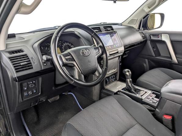 Toyota Land Cruiser Prado 150 Series Рестайлинг 2 с пробегом 2019 года, цена 4 650 000 рублей, 153000 км, внедорожник, Автокод Объявления