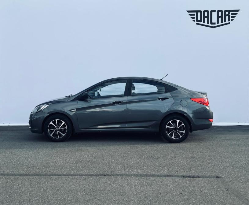Hyundai Solaris I Санкт-Петербург  - изображение 4