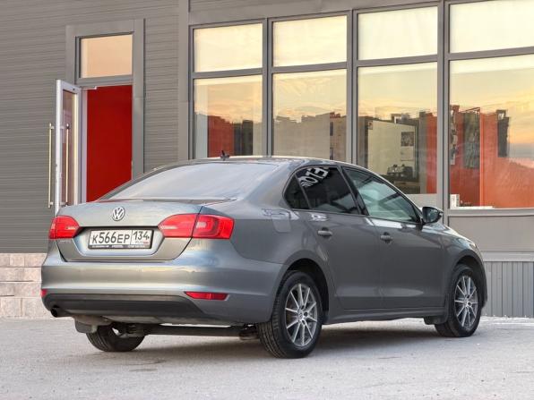 Volkswagen Jetta VI с пробегом 2012 года, цена 1 050 000 рублей, 133211 км, седан, Автокод Объявления
