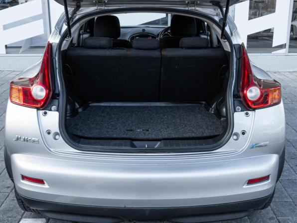 Nissan Juke I с пробегом 2010 года, цена 868 000 рублей, 142131 км, внедорожник, Автокод Объявления