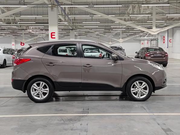 Hyundai ix35 I с пробегом 2012 года, цена 1 325 000 рублей, 73431 км, внедорожник, Автокод Объявления