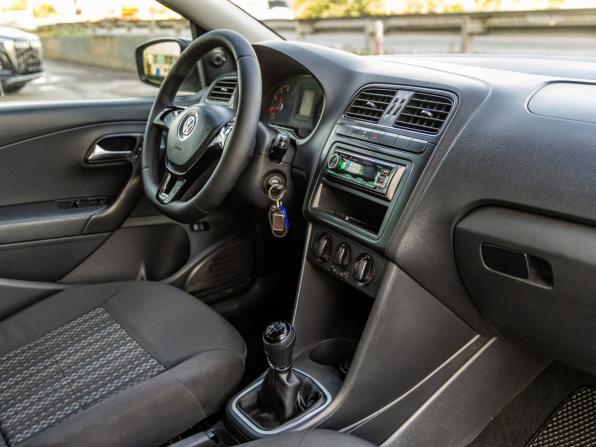 Volkswagen Polo V Рестайлинг с пробегом 2018 года, цена 798 000 рублей, 92294 км, седан, Автокод Объявления