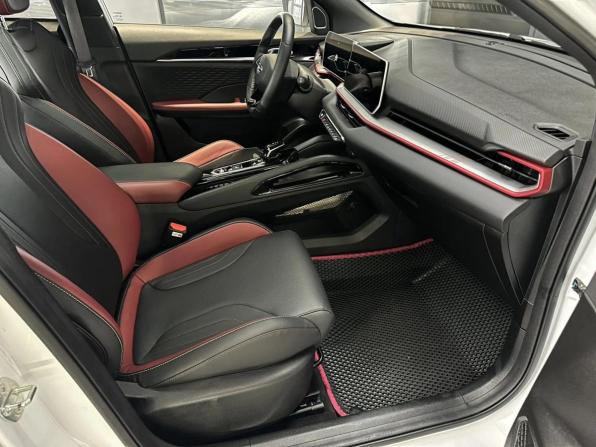 Geely Coolray I Рестайлинг с пробегом 2023 года, цена 2 100 000 рублей, 28238 км, внедорожник, Автокод Объявления