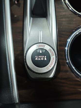 Nissan Pathfinder IV с пробегом 2015 года, цена 1 935 000 рублей, 142845 км, внедорожник, Автокод Объявления